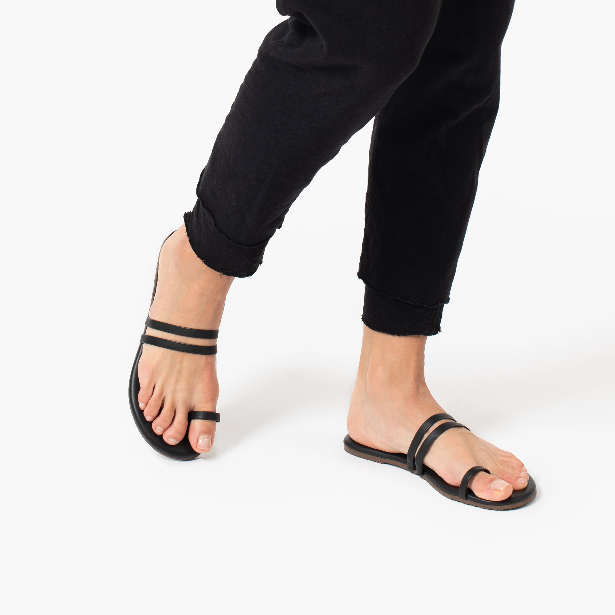 Black Women's TKEES Leah Sandals | 047692-SIA