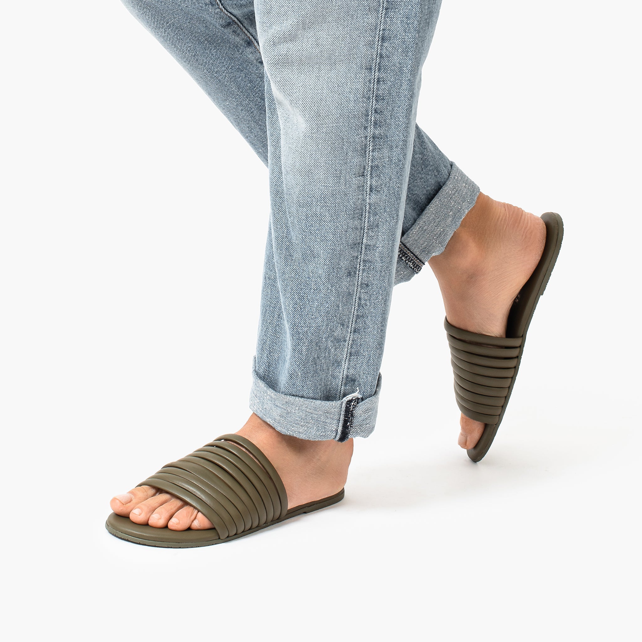 Olive Women's TKEES Caro Slides | 479815-WKX